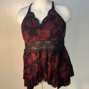 Torrid Red and Black Floral Tank Top, size 2X